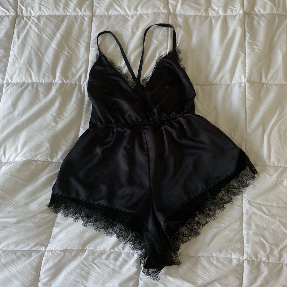 LACE INTIMATE ROMPER